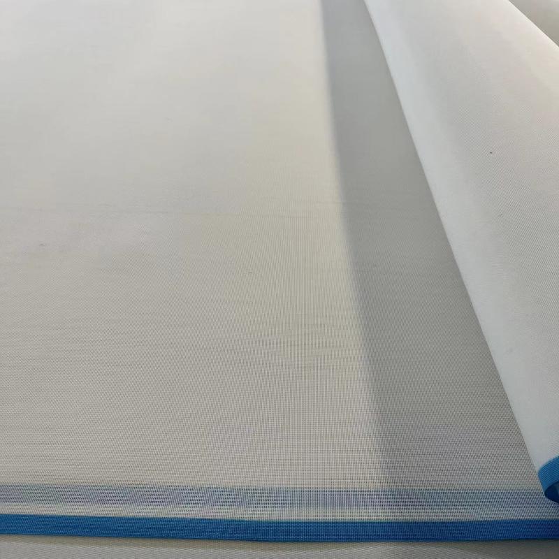 vải dệt trơn polyester