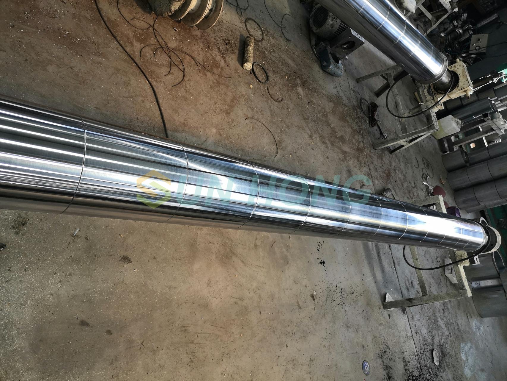 Curved roll_