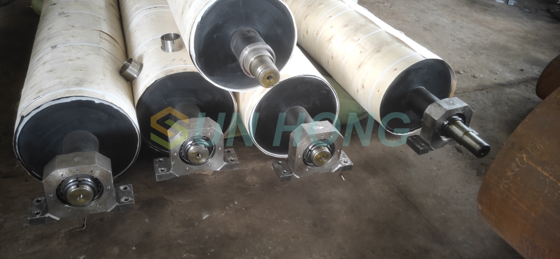 Máy giấy tạo thành cuộn ổ đĩa