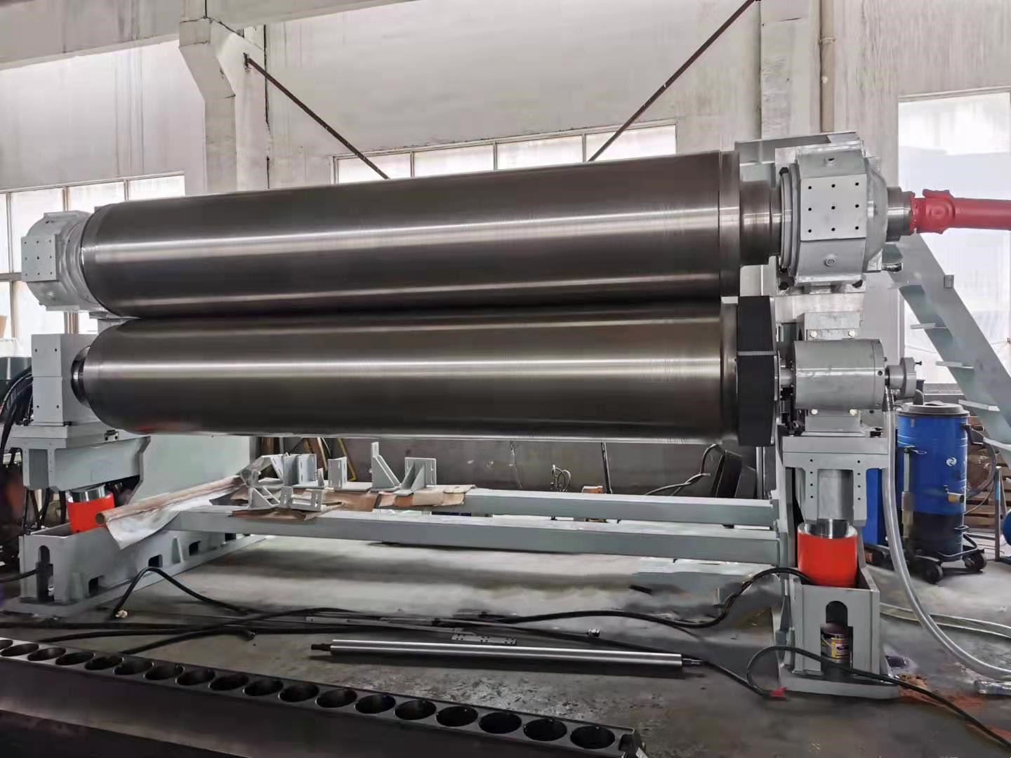 Lịch cứng có núm vặn điều khiển